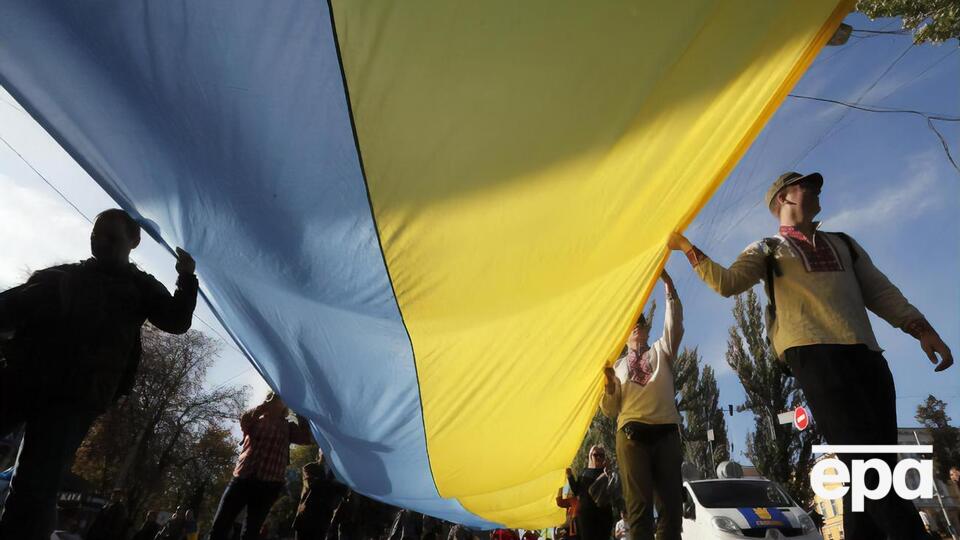 Опрос проводился по всей Украине, кроме временно оккупированных территорий