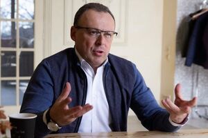 Степанов везет вакцину из Индии, хотя оплатили китайскую Sinovac. Кто ответит за ложь и вернет из Китая бюджетные деньги?