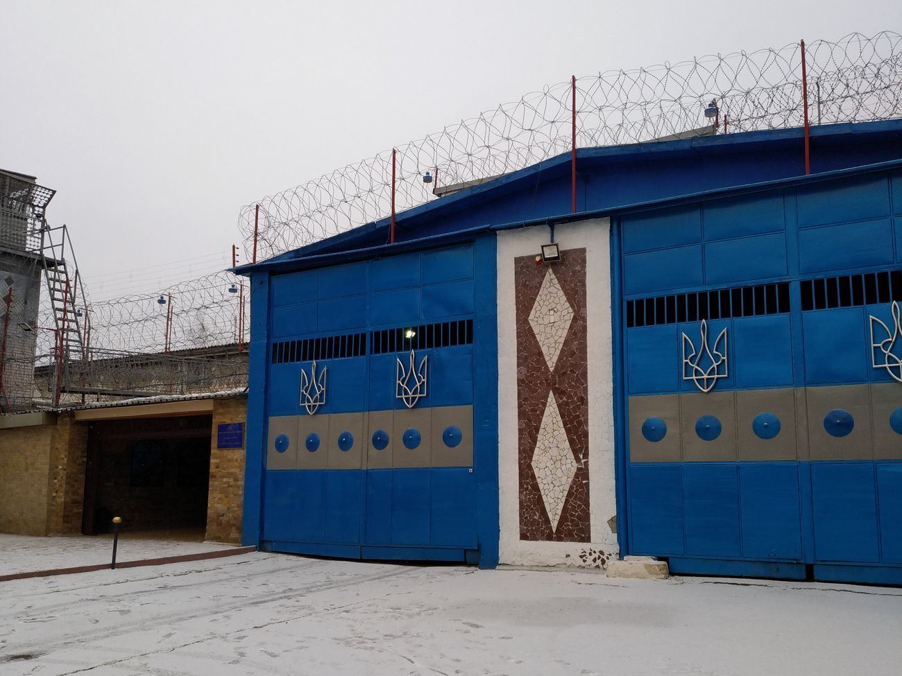 "Глушилки" планують ставити за кошти від продажу старих в'язниць