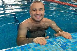 Павлик родился в 1965 году