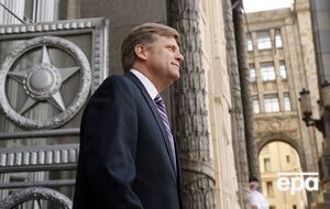 Макфол: В США в последнее время активно дискутируется вопрос о закрытии трех телеканалов в Украине