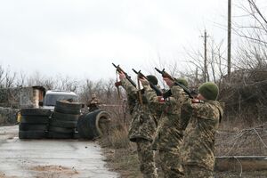 Петраускас служив у бригаді імені Чорних Запорожців