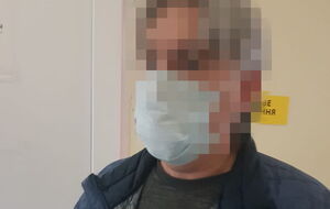 За даними правоохоронців, підозрюваний за своєю ініціативою допомагав російським окупантам