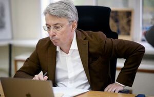 Ткаченко: Медведчук и Ко ищут юридические способы, чтобы вновь запустить трансляцию кремлевской пропаганды в наше информационное пространство