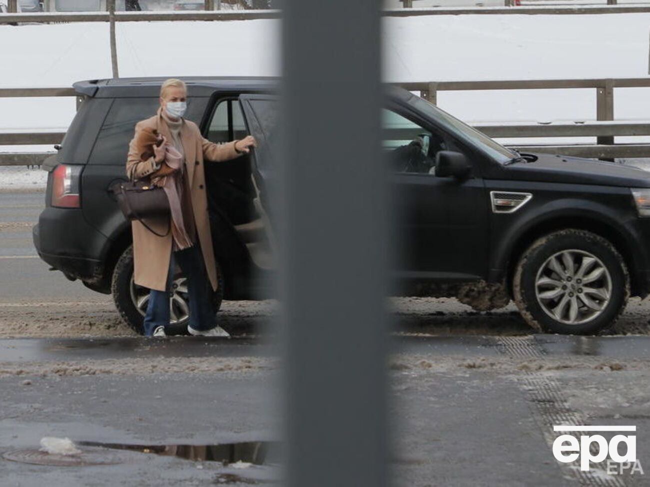 Der Spiegel писав, що Навальна відвідувала Німеччину з приватним візитом