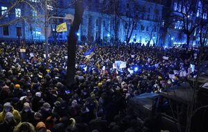 На акцию в поддержку Стерненко в Киеве, по данным СМИ, пришли тысячи людей