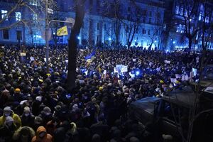 На акцию в поддержку Стерненко в Киеве, по данным СМИ, пришли тысячи людей
