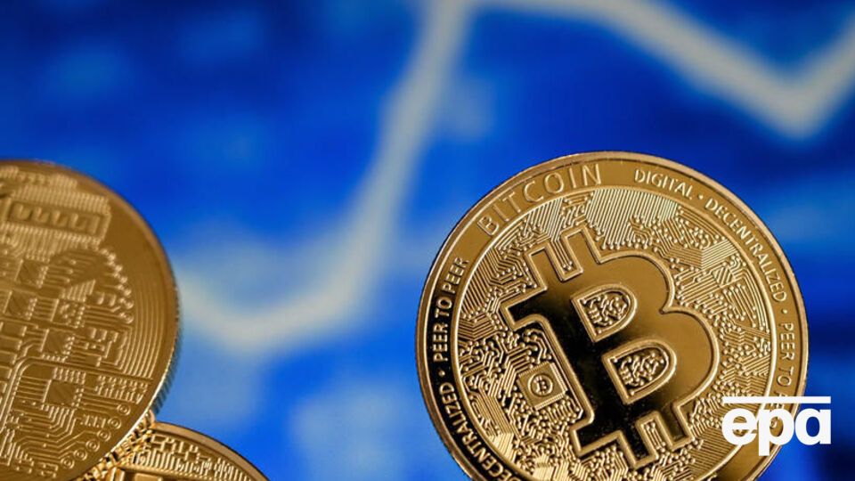 Максимальна ціна біткоіна за весь час торгів становила більше ніж $58,3 тис.