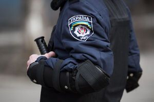 Правоохоронці увірвалися в будинок потерпілого, не пояснивши причин