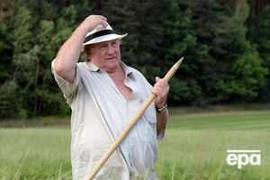 Актриса, пожелавшая не называть свое имя, заявила, что в августе 2018 года была изнасилована Депардье