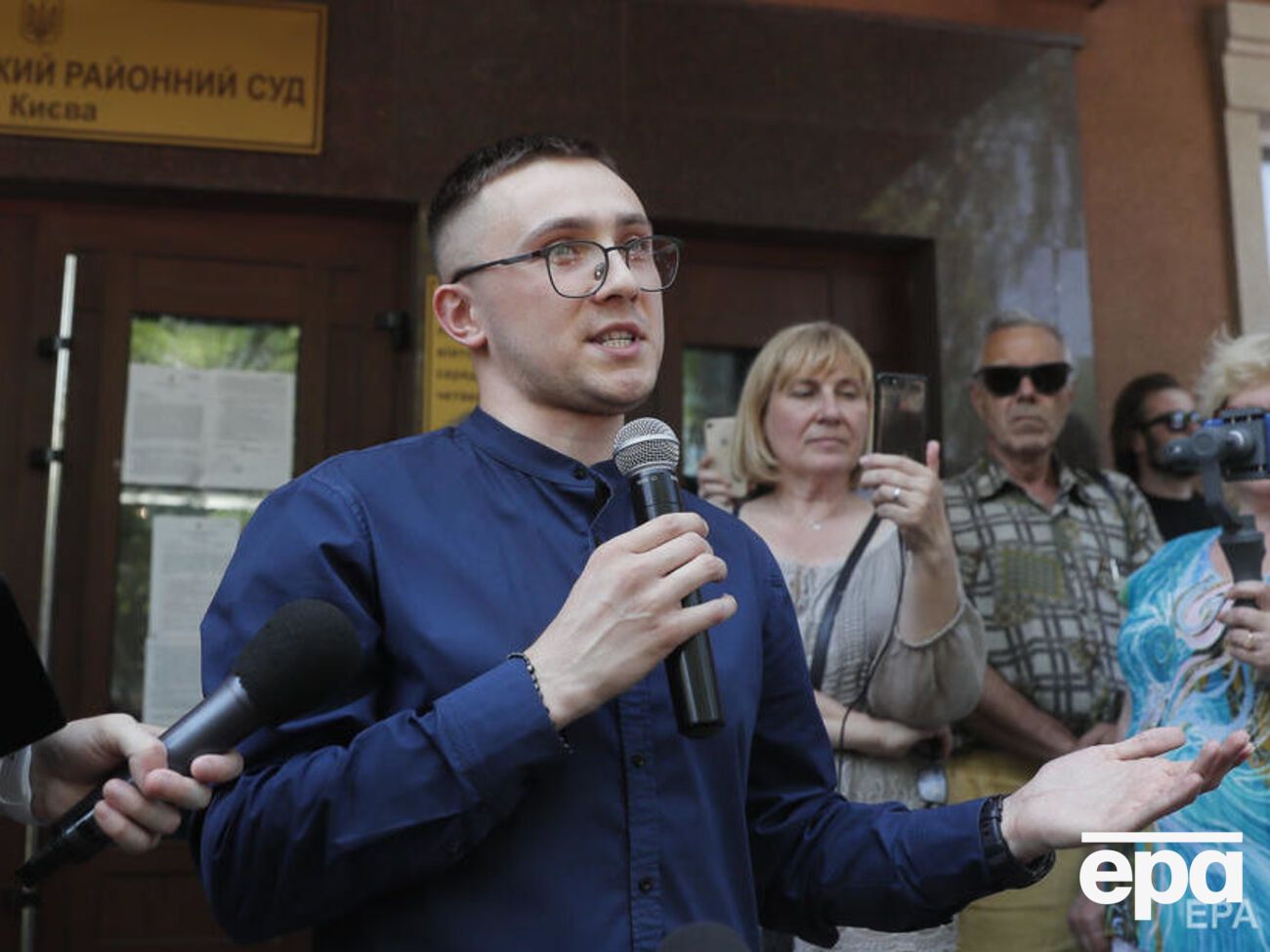 Стерненко заперечує свою провину