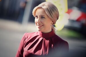 Верещук є головою підкомітету з державної безпеки та оборони