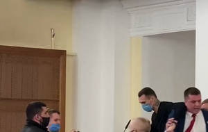Лесика виштовхали з-за трибуни після того, як він назвав Майдан "державним переворотом"