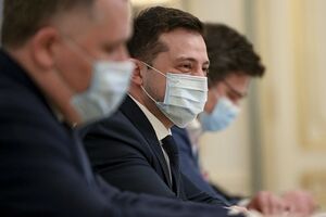 Зеленский попросил главу МИД Литвы о помощи в ускорении поставок в Украину большего количества вакцины от коронавируса