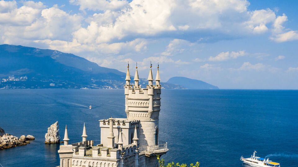 Росія окупувала Крим після незаконного референдуму 16 березня 2014 року