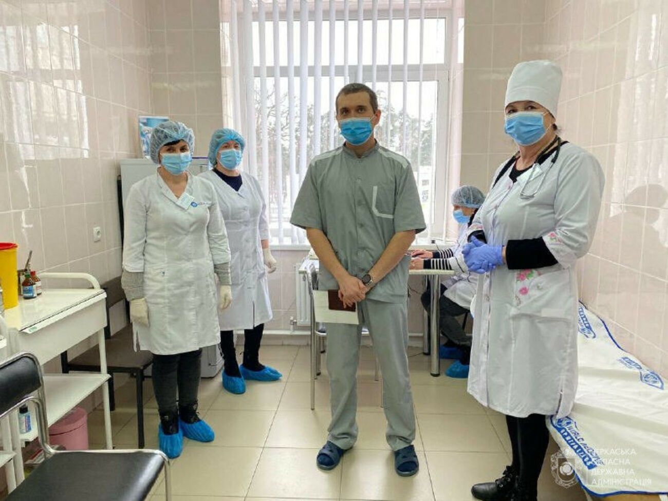 Горенко першим в Україні вакцинувався проти COVID-19