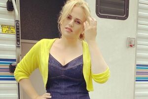 Вілсон народилася 1980 року в Австралії