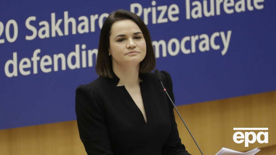 Тихановская рассказала, почему вынуждена была уехать из Беларуси