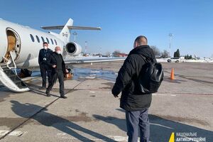 Яценка затримали 22 лютого, коли він хотів покинути Україну