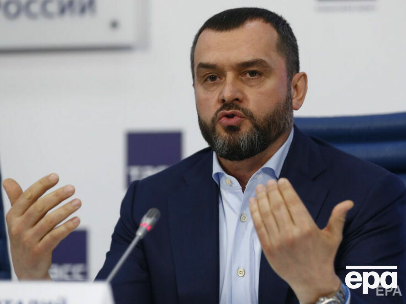 Захарченко скрывается от следствия в России