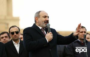 Пашинян 24 лютого покликав своїх прихильників на площу Республіки в Єревані