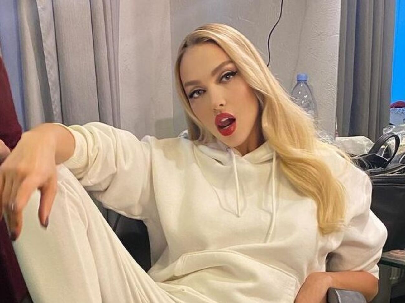 Полякова:&nbsp;Сейчас после тренировки у меня урок украинского языка