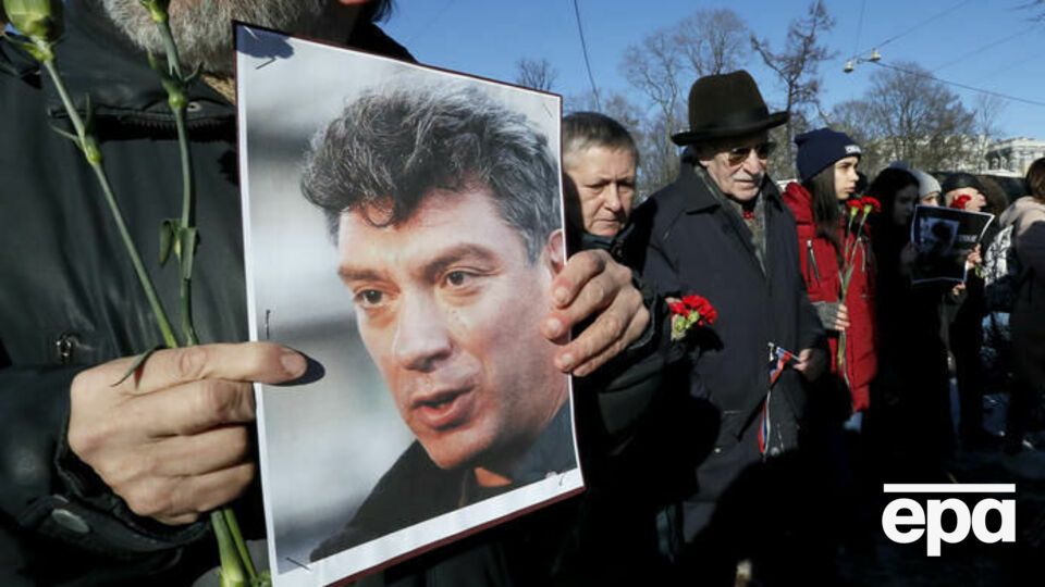 Немцова застрелили возле Кремля 27 февраля 2015 года