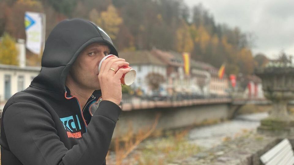 Навальний: У ці моменти я уявляю, що тусуюся із чуваками зі знаменитого скетчу із Джимом Керрі