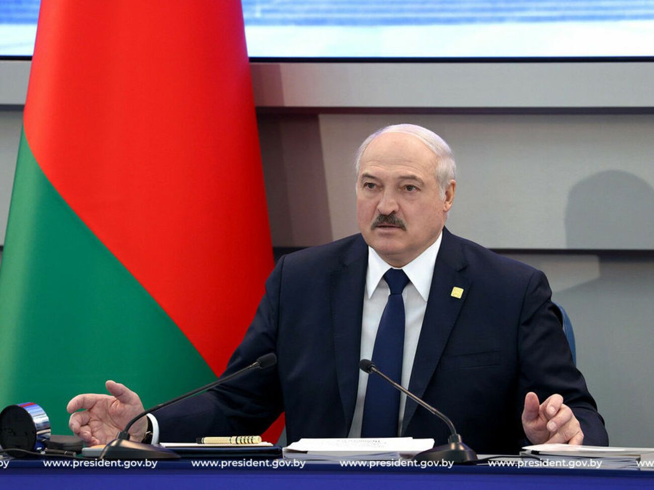 Лукашенко пообещал уволить своего сына с должности помощника президента