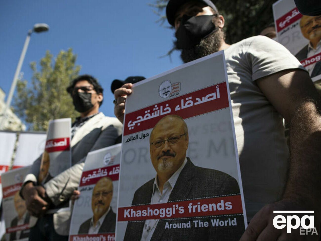 Хашогги критиковал власти Саудовской Аравии, в частности принца Мухаммеда ибн Салмана