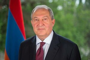 Саркисян полагает, что военные должны сохранять нейтралитет в политических вопросах