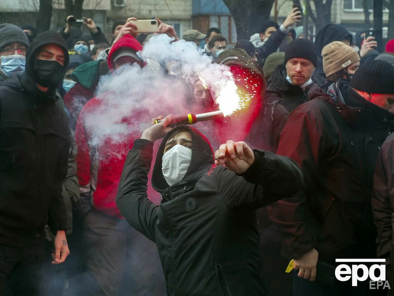 Участники протеста предупредили Зеленского, что у него есть неделя, чтобы освободить Стерненко