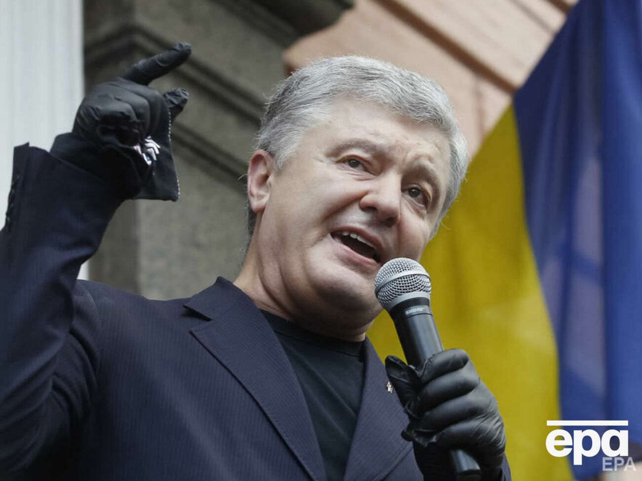 Порошенко: Не надо дискредитировать партнеров