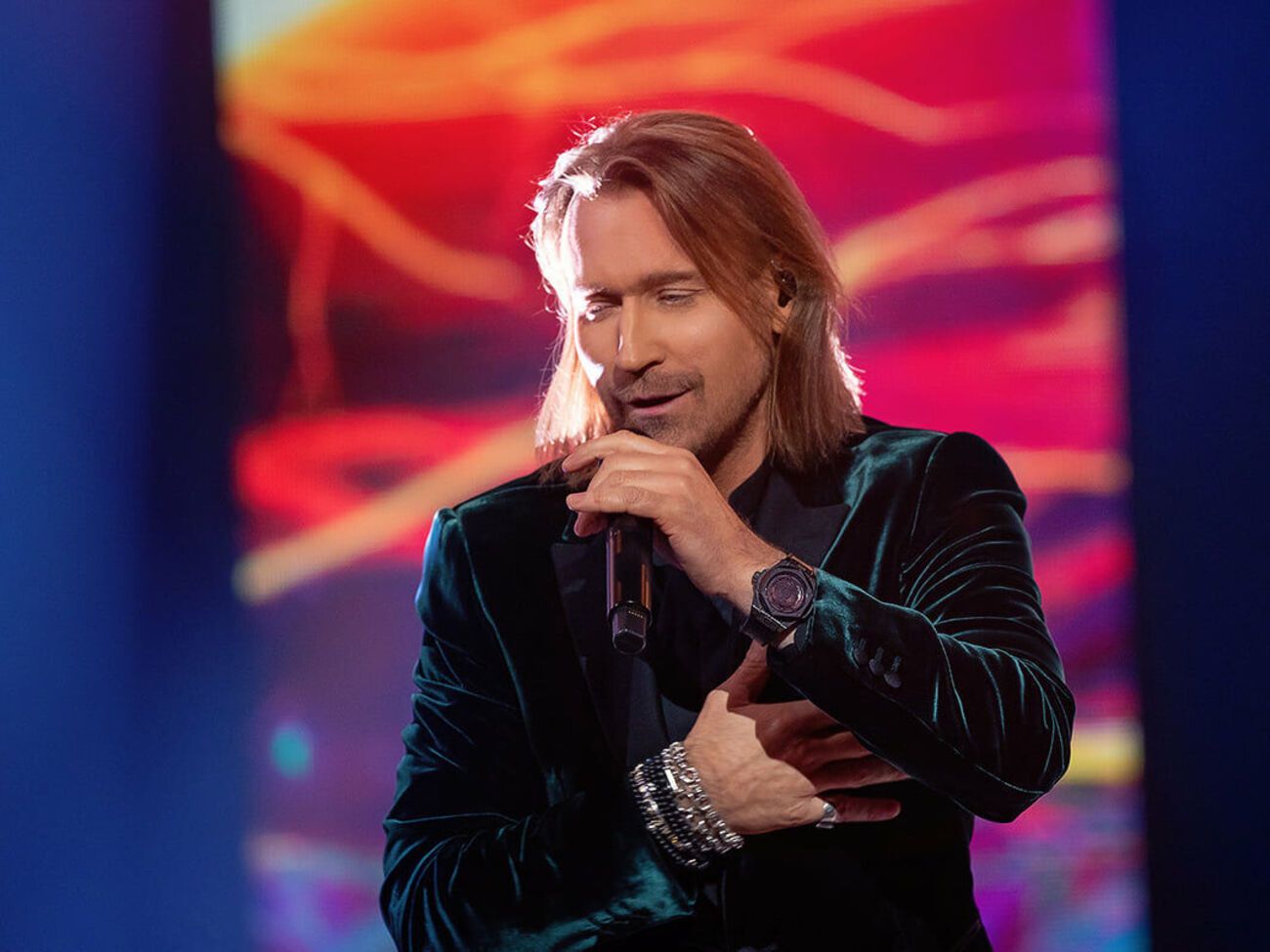 Винник объяснил, почему не отменил концерт после смерти матери