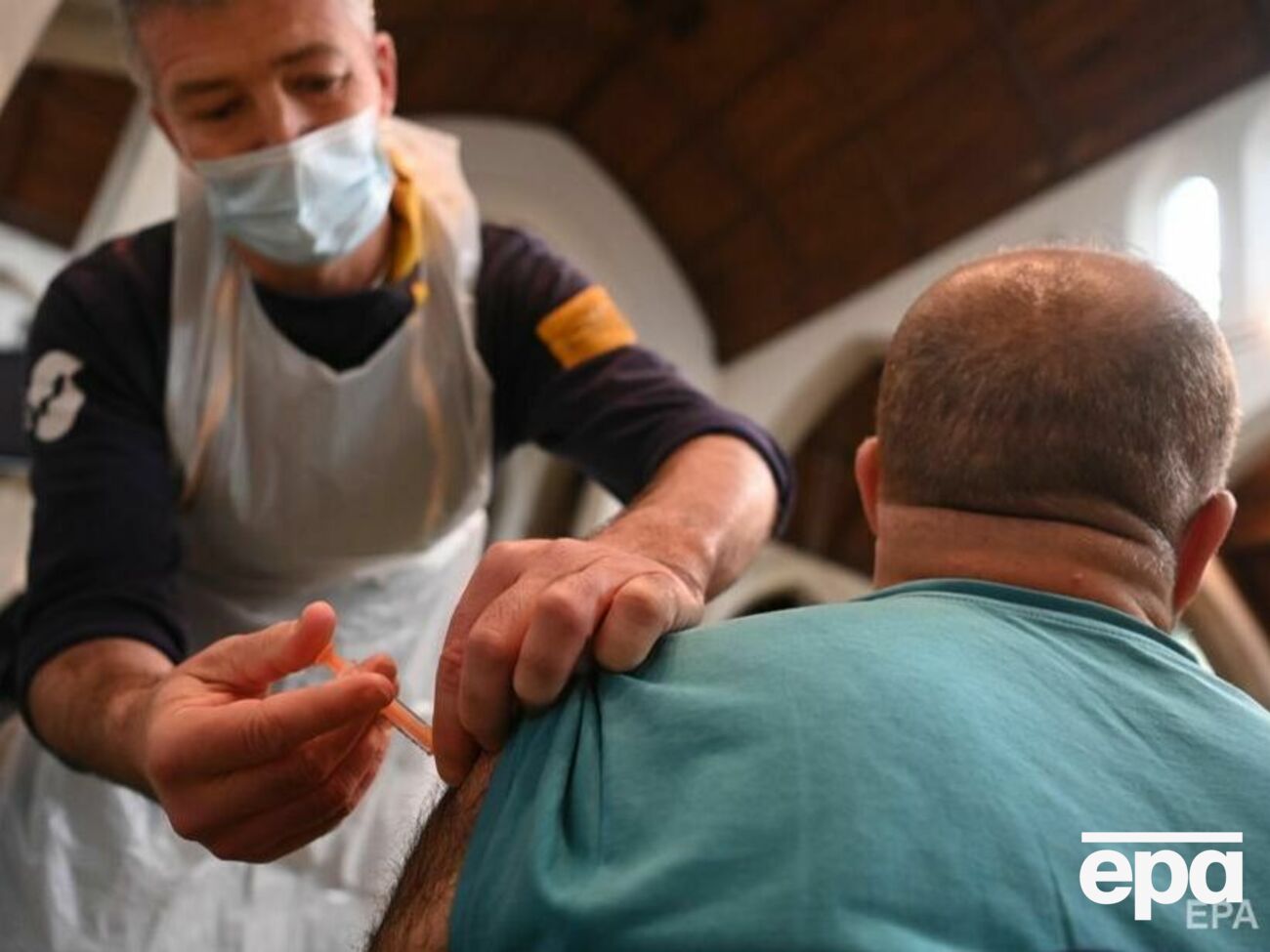 Великобритания находится на пятом месте в мире по количеству заболевших