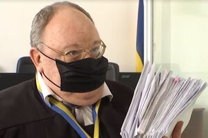 В апелляционном суде Евстафиев работает третий год