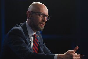 Яценюк: Президент Зеленський прийняв державне рішення закрити пропагандистські рупори Кремля, яке заслуговує на цілковиту підтримку