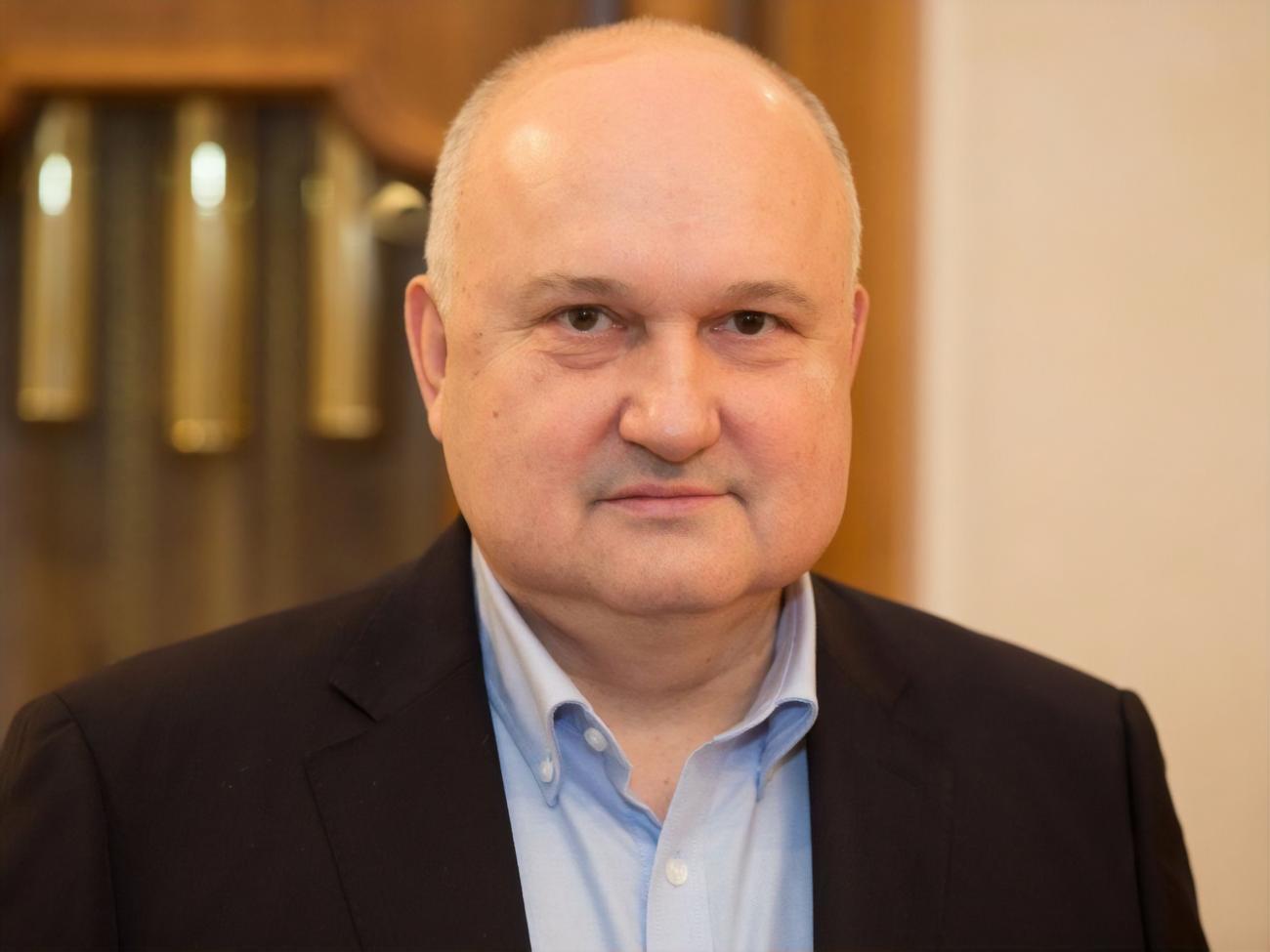 Смешко: Санкции против телеканалов – классическая иллюстрация к тезису "лучше поздно, чем никогда"