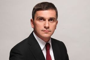 Константин Бондарев: Грузовые перевозки дают более 20 млрд дохода ежегодно. А "Укрзалізниця" 13 млрд тратит перевозки пассажиров. Почему? Потому что этим никто не занимается