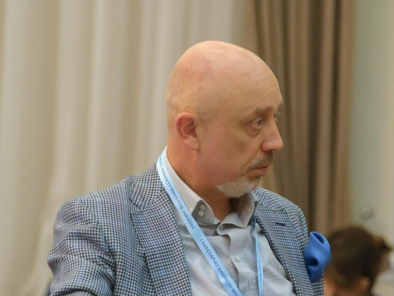 Харьковские соглашения являются неконституционными, отметил Резников