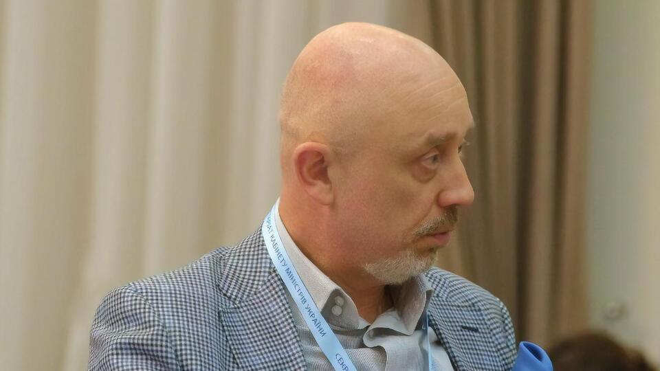 Харківські угоди є неконституційними, зазначив Резніков