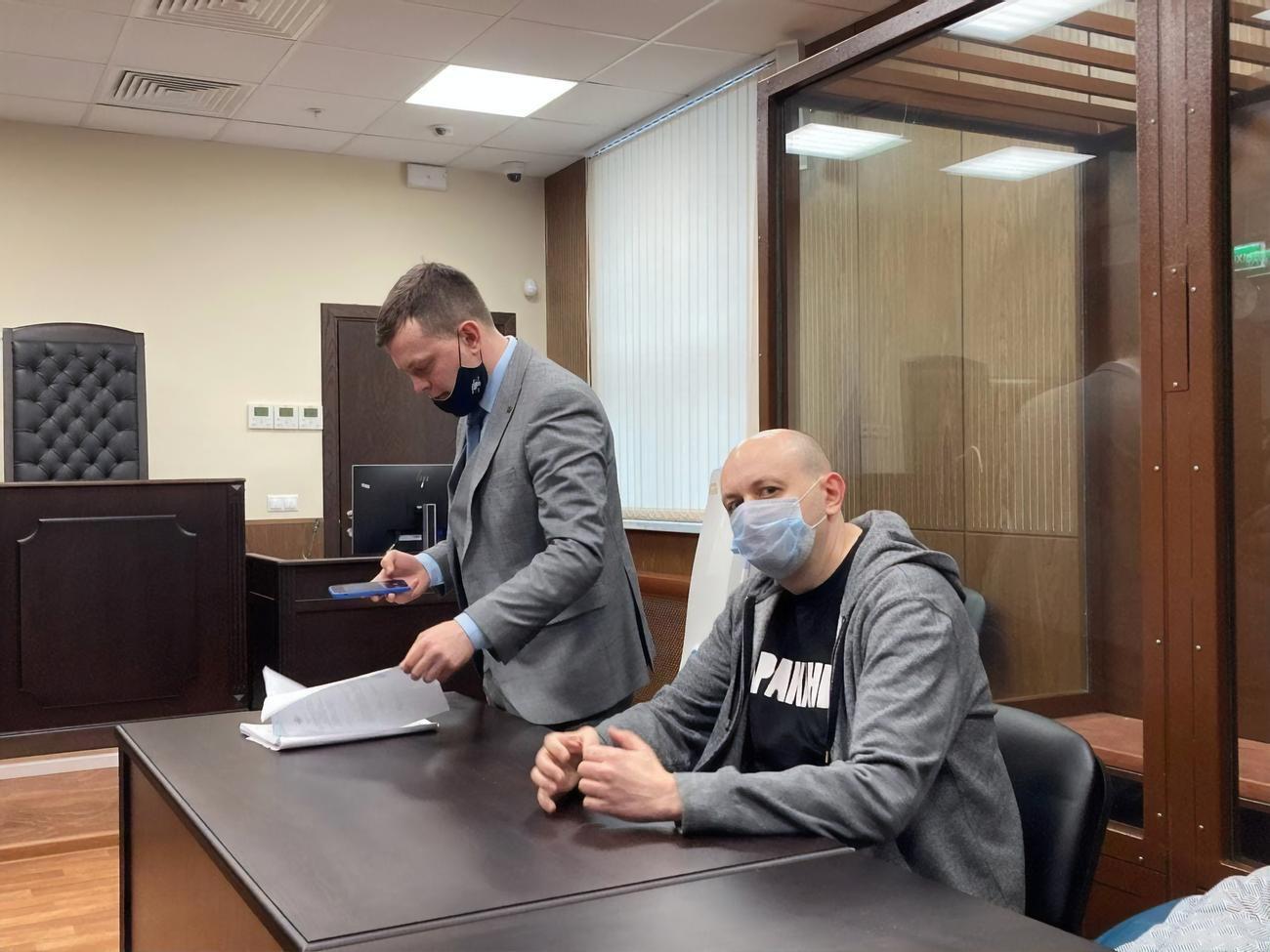 Колеги Смирнова (праворуч) вважають, що його заарештували за професійну діяльність