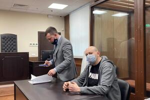 Колеги Смирнова (праворуч) вважають, що його заарештували за професійну діяльність