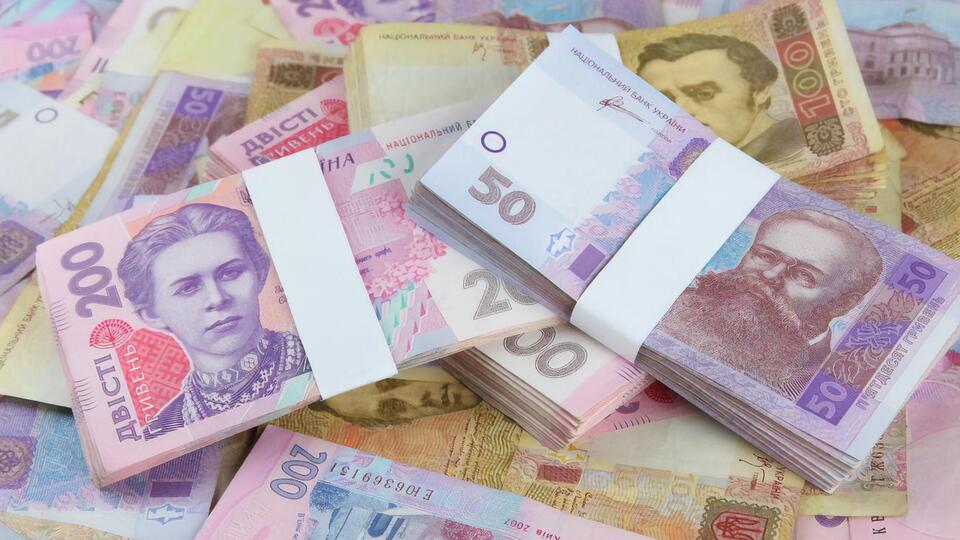 Гривна к евро укрепилась на 15 копеек