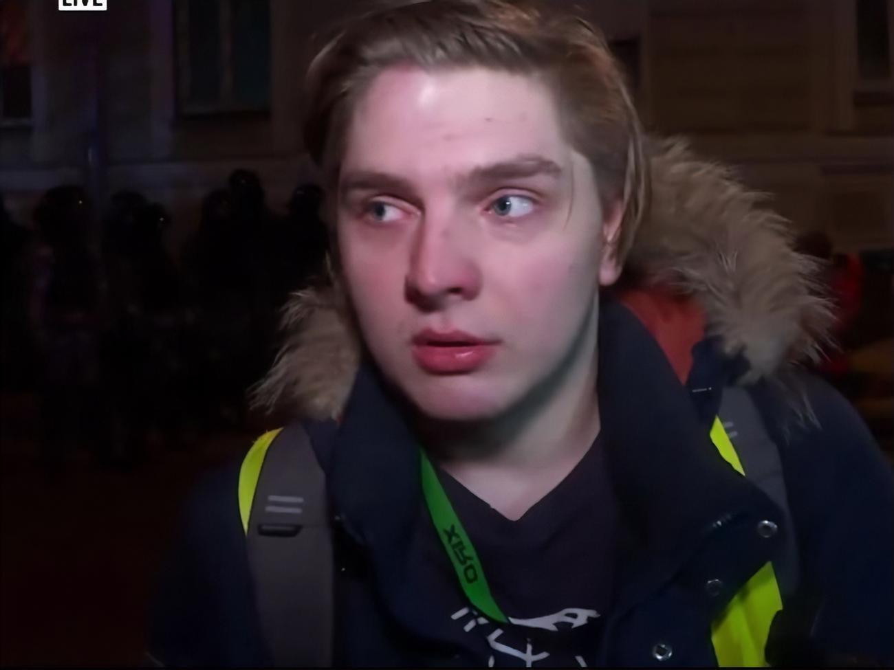 Журналист рассказал, что после удара у него помутнело в глазах и он временно оглох