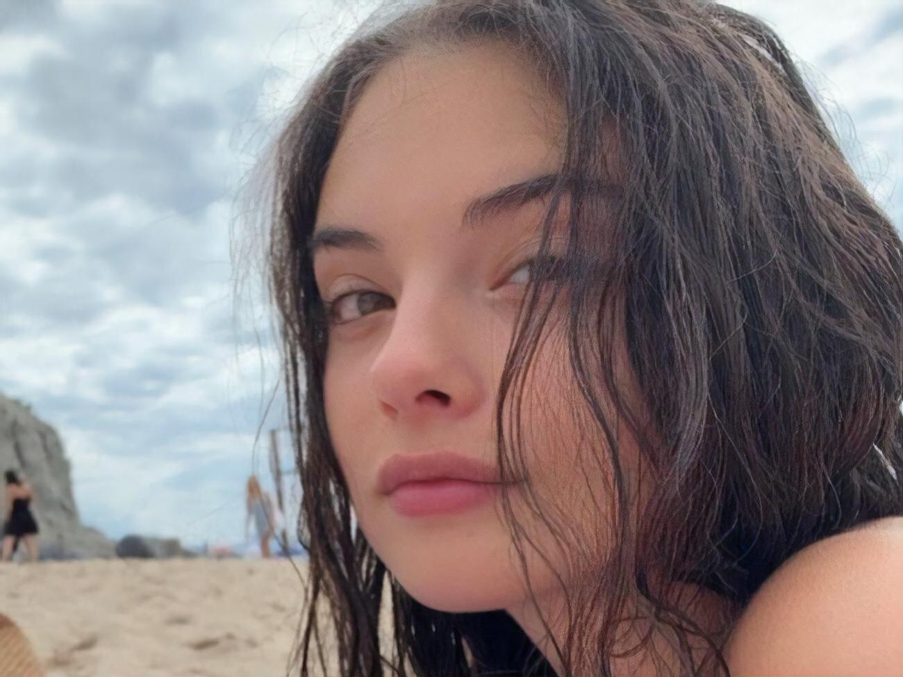 Дева Кассель дебютувала як фотомодель восени 2020 року