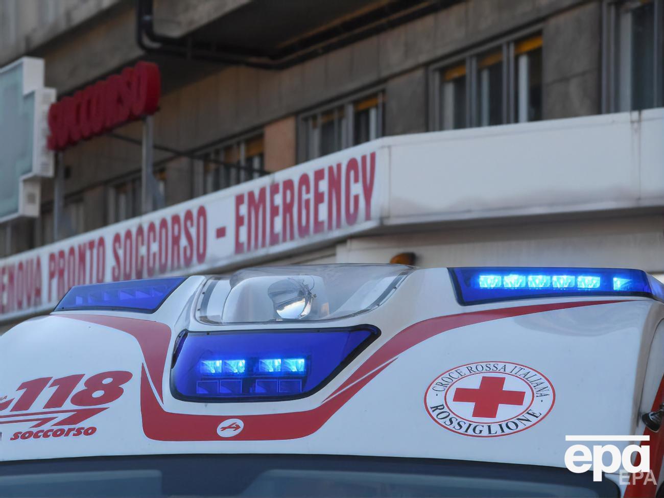 Водители "скорых" просят полицию Неаполя обеспечить им защиту