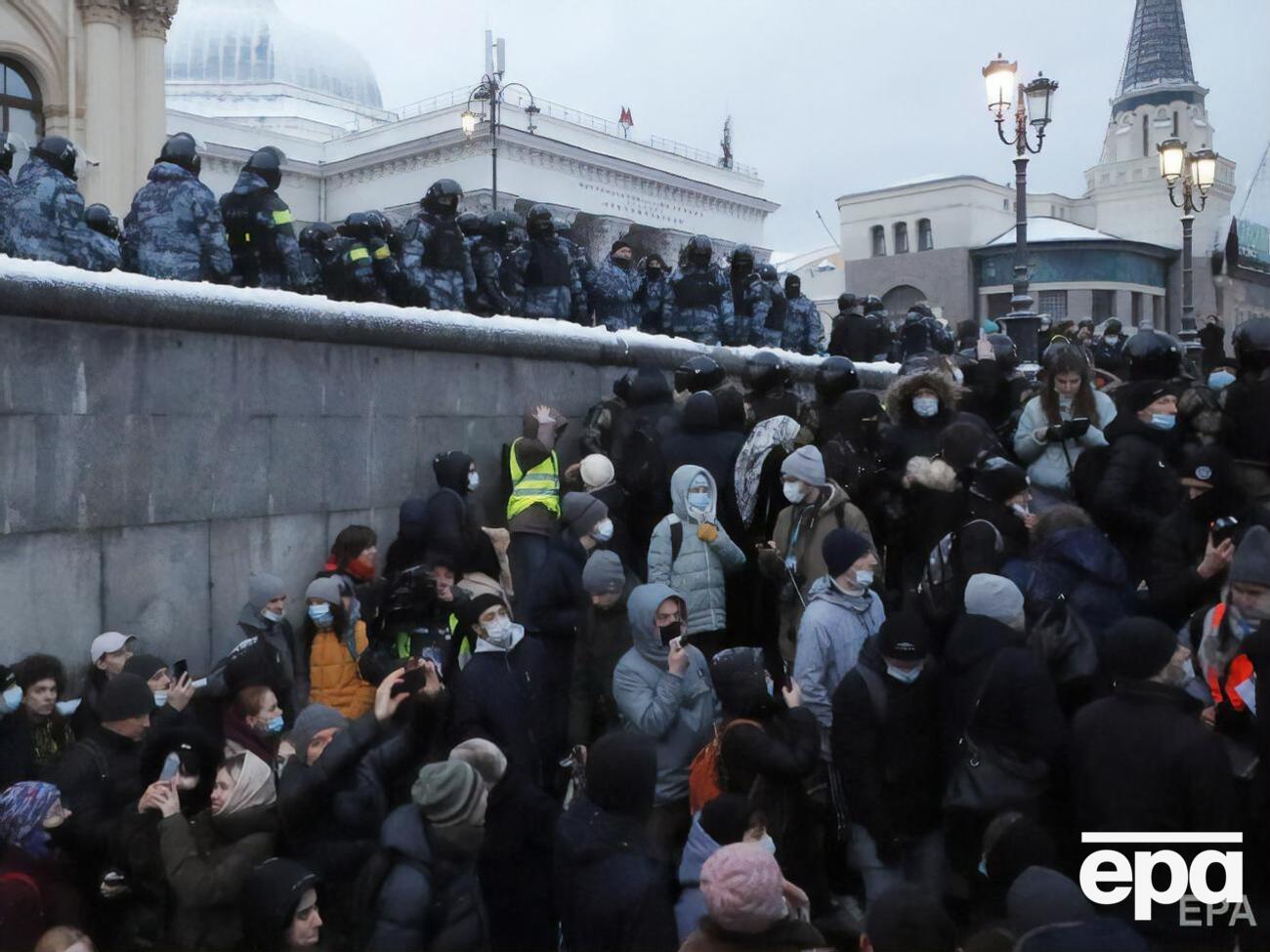 После задержания Навального и суда в РФ прошли массовые протесты