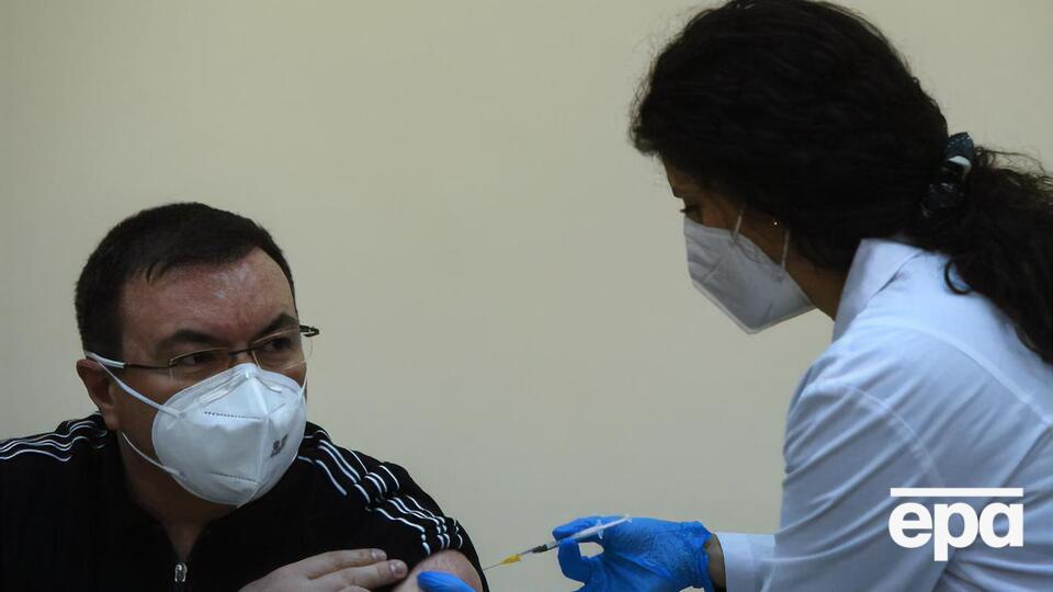 COVID-19 у світі зафіксували майже у 105 млн осіб