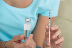 Украина планирует вакцинировать половину населения в течение 2021–2022 годов